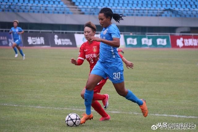 难以置信！38岁梅西76分钟上演帽子戏法 阿根廷3-0领先